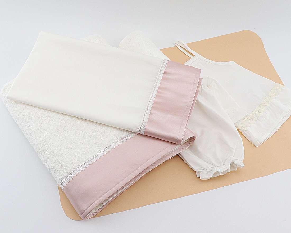 Λαδόπανα βάπτιση κορίτσι M66 Φάσα Σάπιο Μήλο κ Δαντέλα -Λευκό