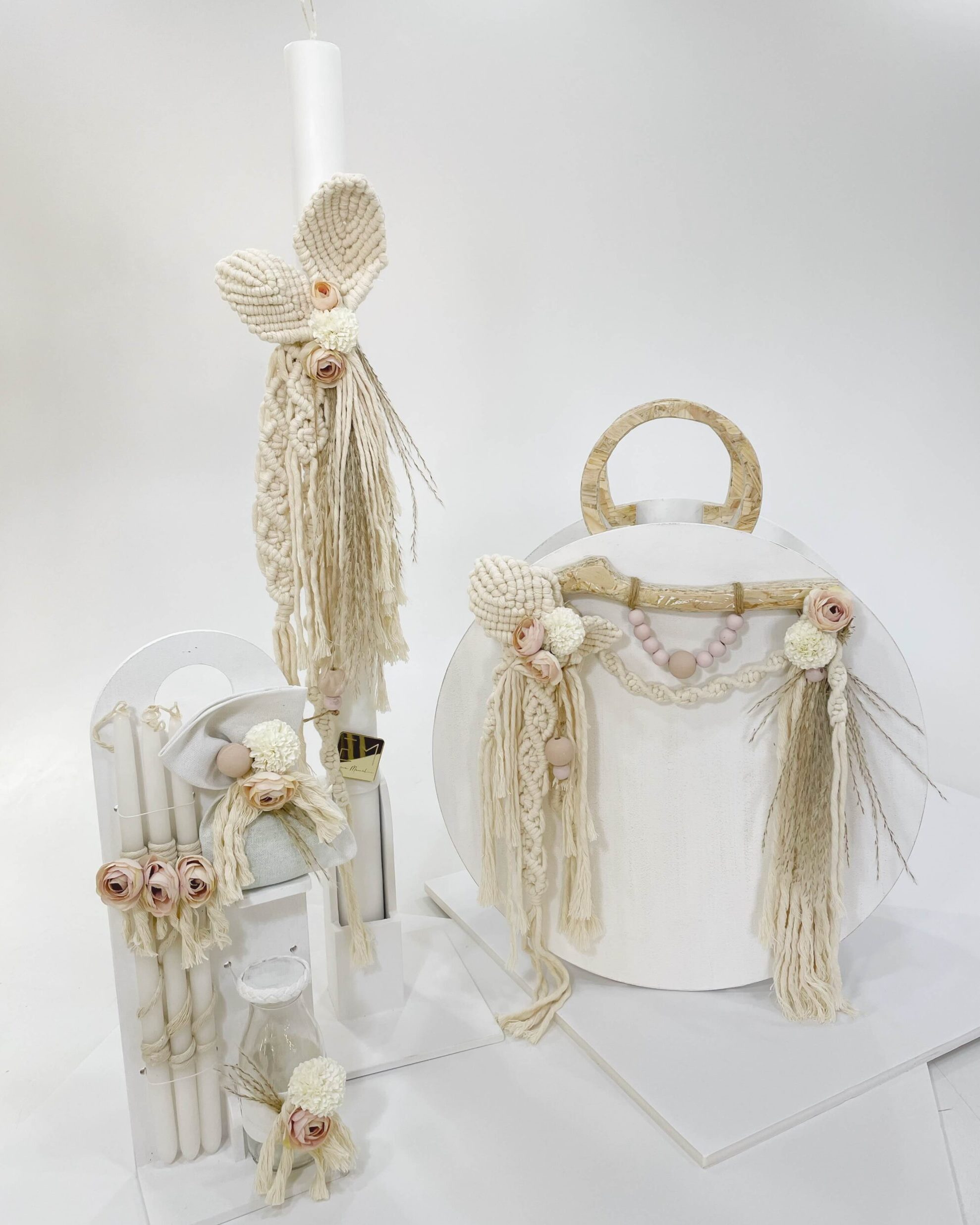 Macrame Flowers K23-00 με χρώματα εκρού φυσικά