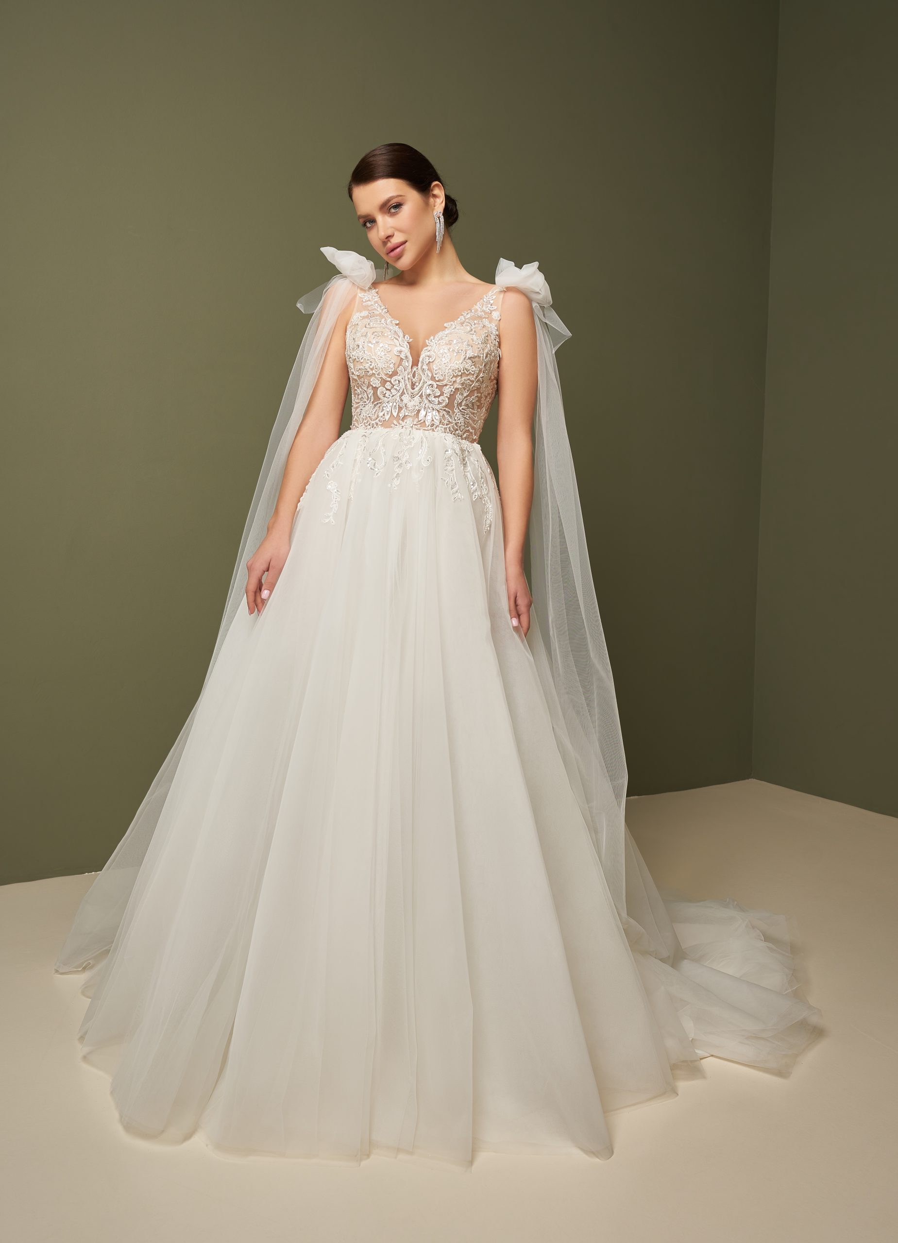 Νυφικό plus size Paris