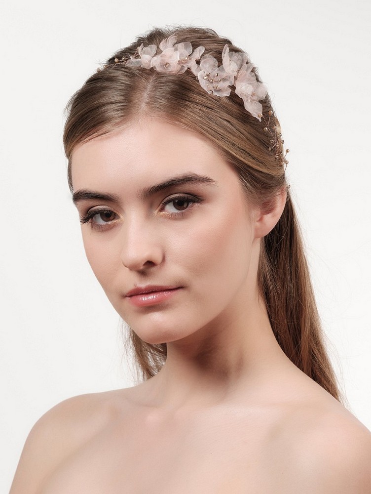 Κορδέλα μαλλιών με λουλούδια οργάντζα, στρας και πέρλες BB-8563