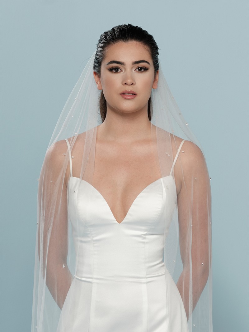 Πέπλο από απαλό τούλι σε χρώμα ιβουάρ διακοσμημένο με κρύσταλλα και στρας S401-120--1--SOFT