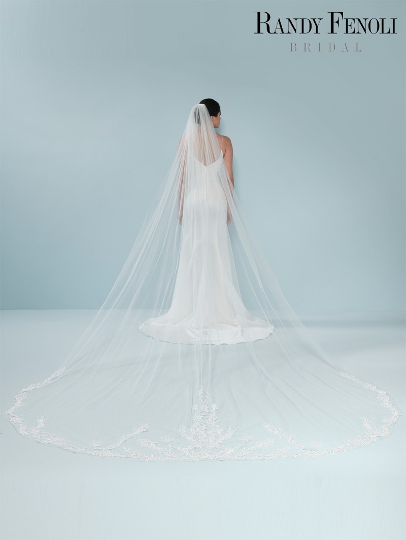 Πολυτελές πέπλο από μαλακό τούλι με εφαρμογές δαντέλας, διακοσμημένο με φύλλα και πούλιες 400cm S712-400--1--SOFT