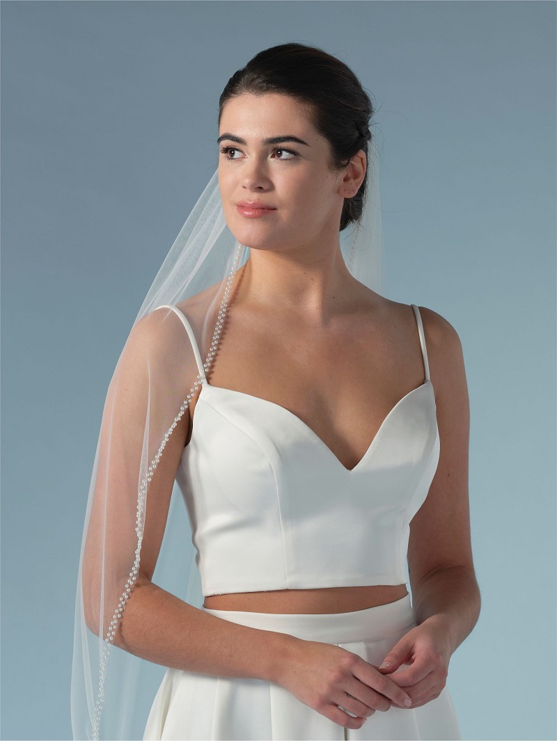 Πέπλο από απαλό τούλι σε χρώμα ιβουάρ με διπλή σειρά πέρλες στην άκρη του | Μήκος: 120 cm  S460-120--1--SOFT