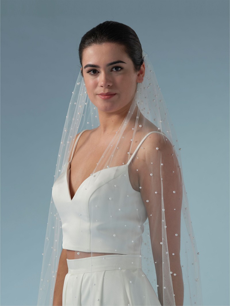 Πέπλο από μεσαίο τούλι μονής στρώσης διακοσμημένο με πέρλες διαφορετικών μεγεθών | Μήκος: 350 cm  S467-350--1--MED