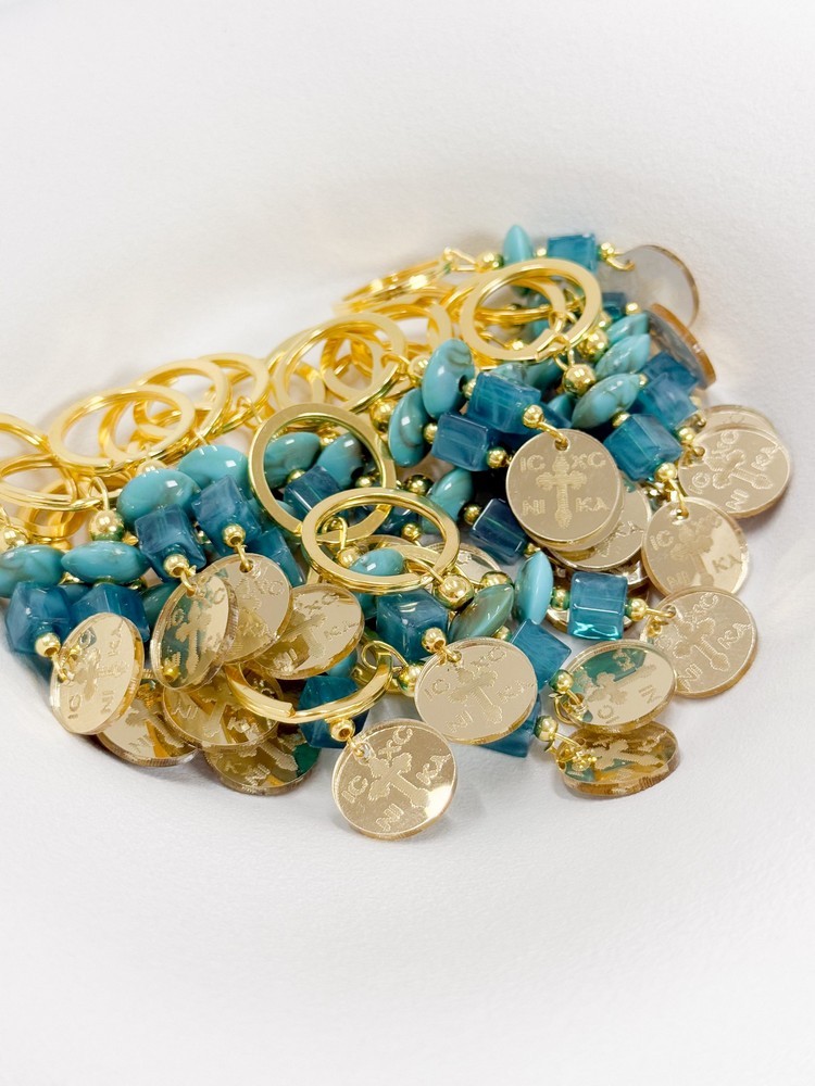 Μαρτυρικό μπρελόκ με plexi-glass κωνσταντινάτο και χάντρες μπλέ A27(50τμχ)