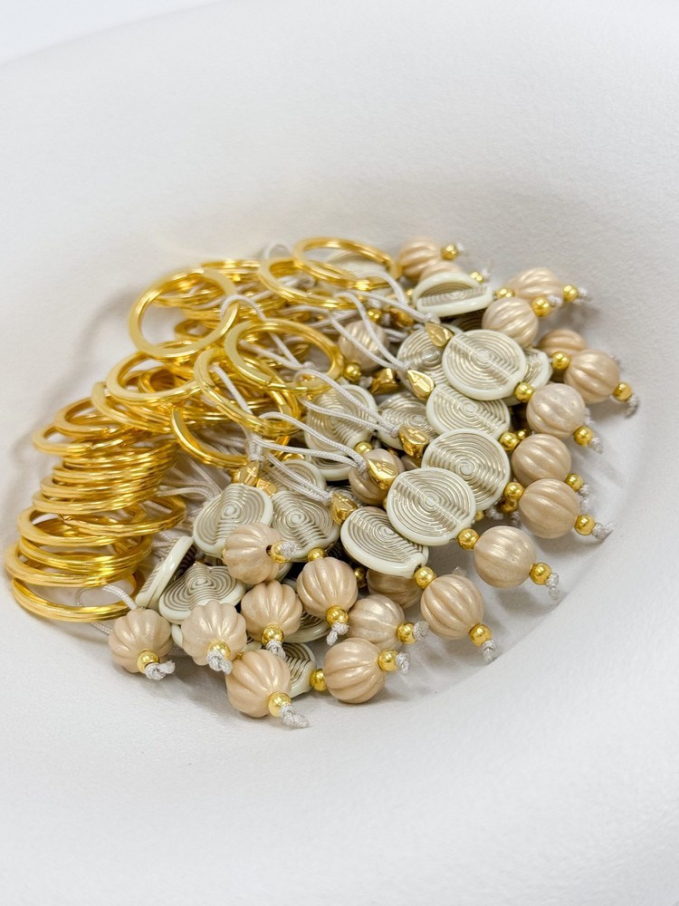 Μαρτυρικό μπρελόκ με επιχρυσωμένο σταυρό και χάντρες σε χρυσή| μπρονζέ απόχρωση D32(50τμχ)