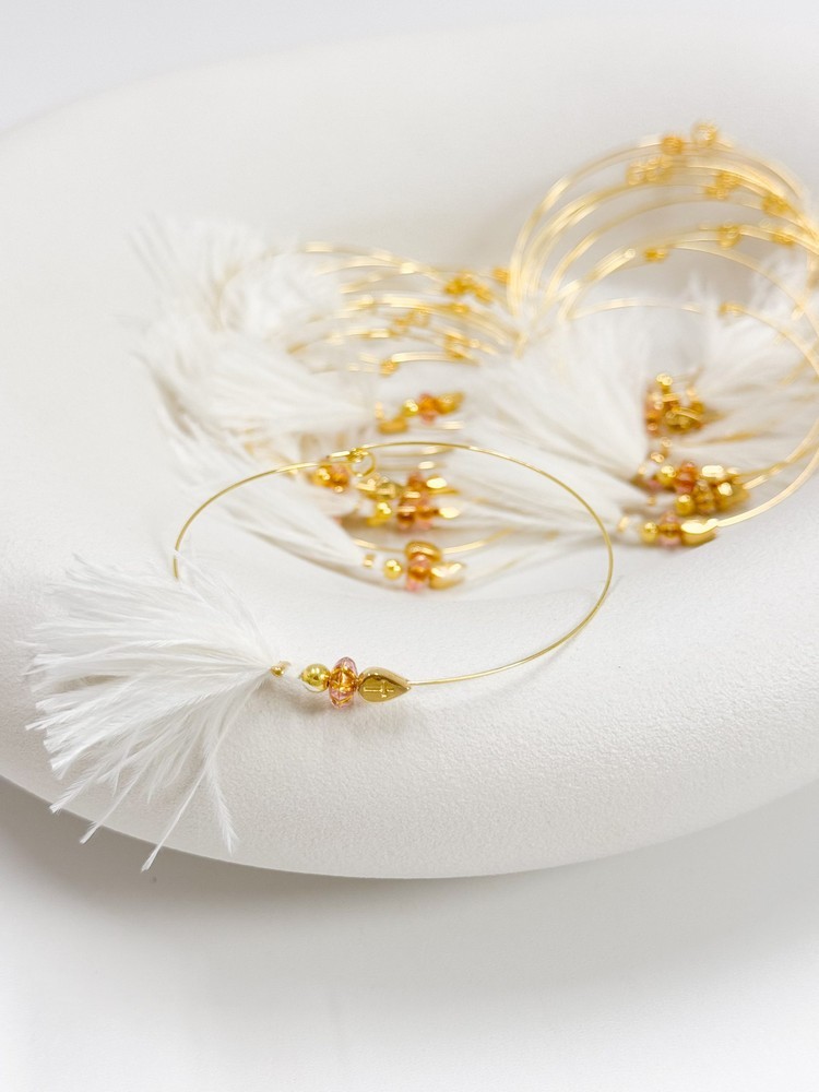 Μαρτυρικό βραχιόλι με επιχρυσωμένο σταυρό ,φτερό και memory wire T82