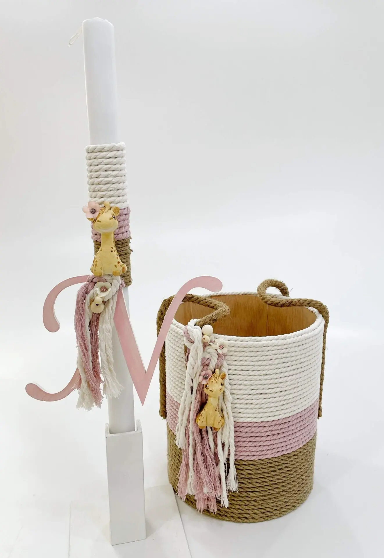 Σετ Βάπτισης Κορίτσι Giraffe Basket K24-007