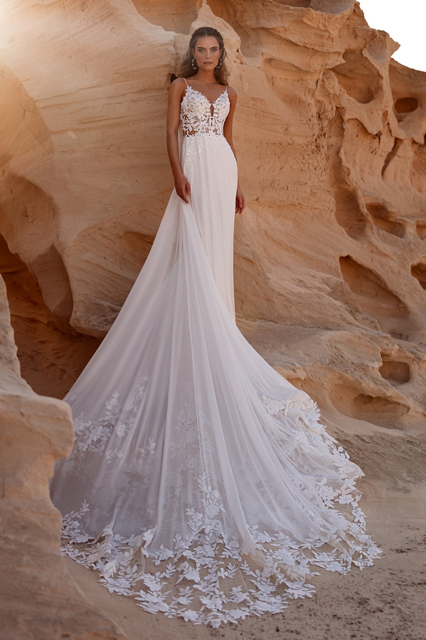 Νυφικό Φόρεμα Malika cape