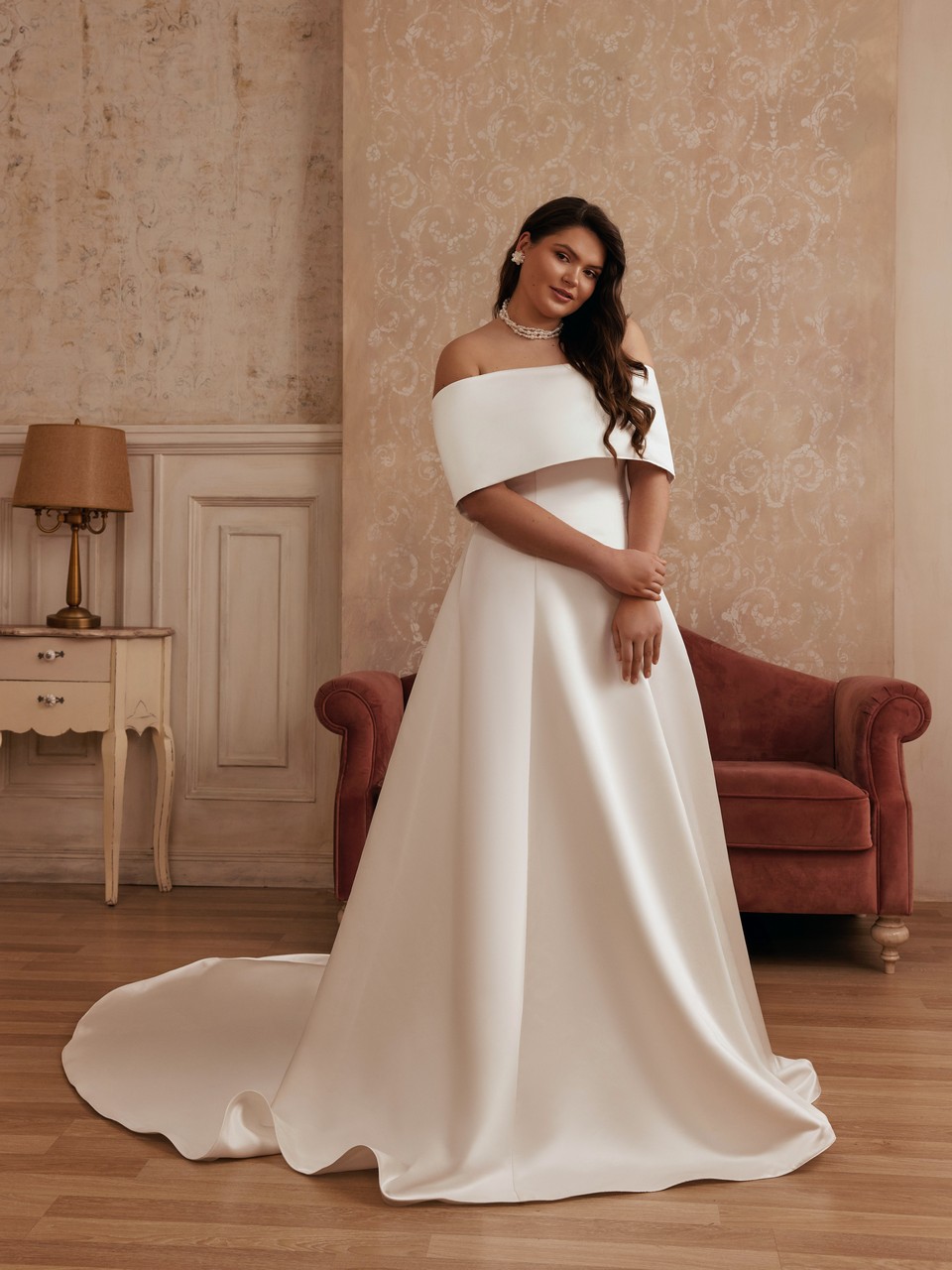 Νυφικό plus size Beverly