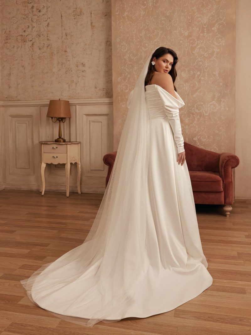 Νυφικό plus size Kamila - Image 3