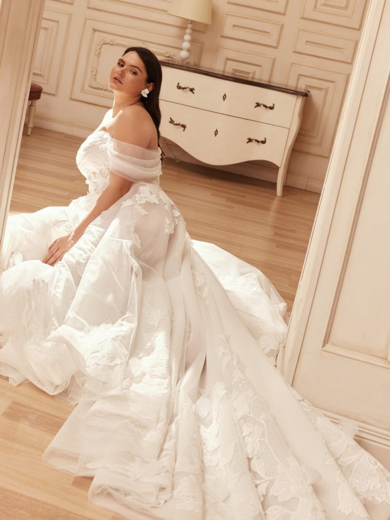 Νυφικό plus size Lotos - Image 3