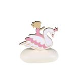 Κύκνος με Κοριτσάκι σε Βότσαλο 8946