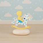 Αγόρι σε Αλογάκι σε Βότσαλο 2203A - Image 2