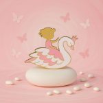 Κύκνος με Κοριτσάκι σε Βότσαλο 8946 - Image 2